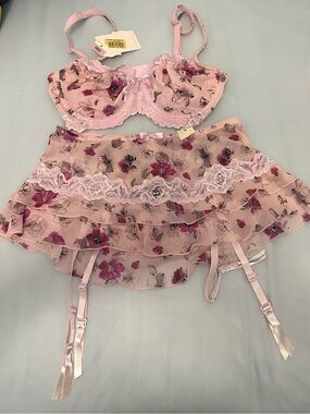 Cabernet Pink Floral Lace Underwire Bra & Tiered Garter Skirt Set